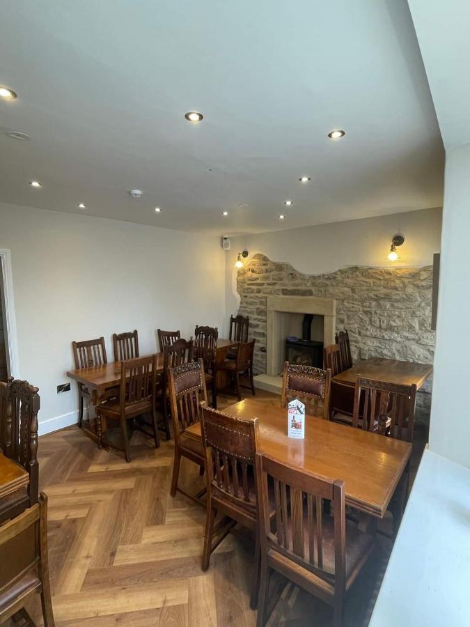 The Black Horse Inn Settle Exterior photo